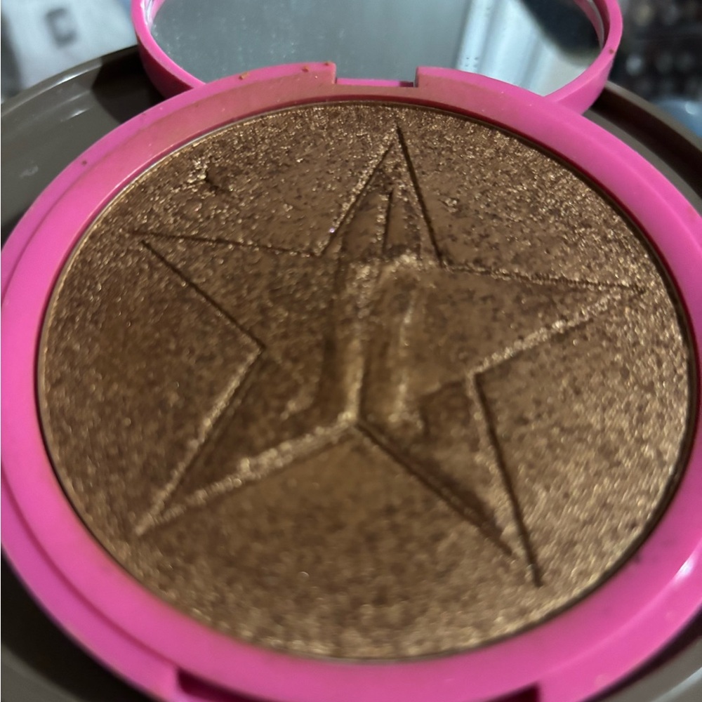 Jeffree Star Bronze Highlighter